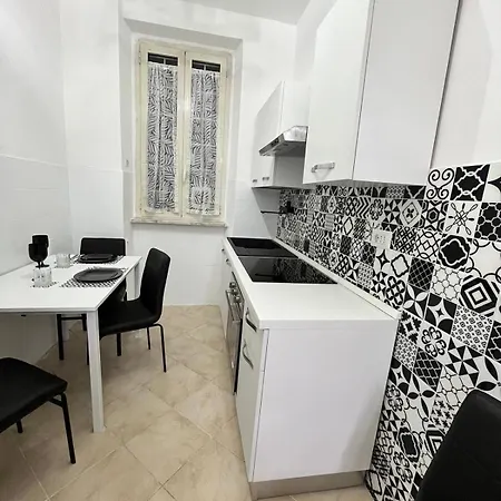 Dacia Colosseum Apartment Rome